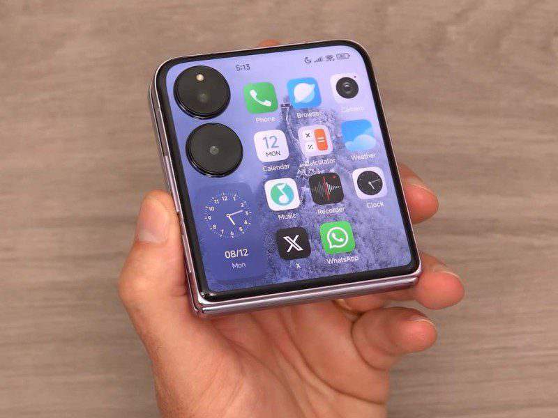 Xiaomi Mix Flip 2
