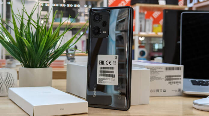 Redmi-Note-12-Pro+-5G-oblojka-1 Прекращение поддержки Xiaomi 12 и Redmi Note 12 5G — что делать